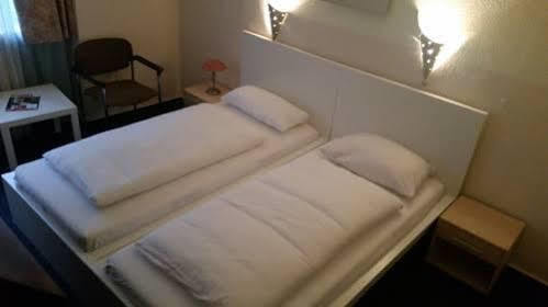 פרנקפורט Hotelgarni Frankfurt מראה חיצוני תמונה